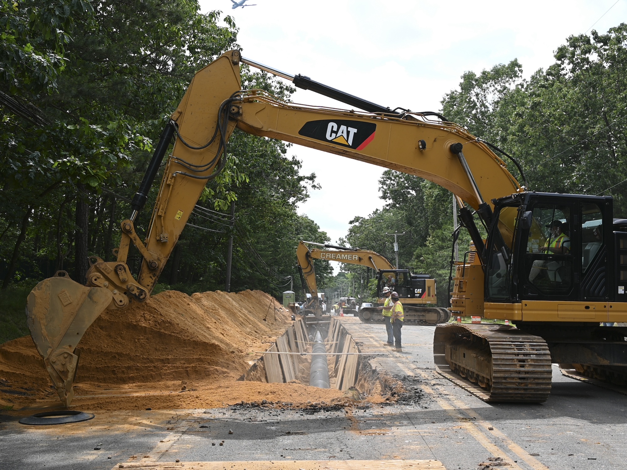 Excavator works for natural gas project